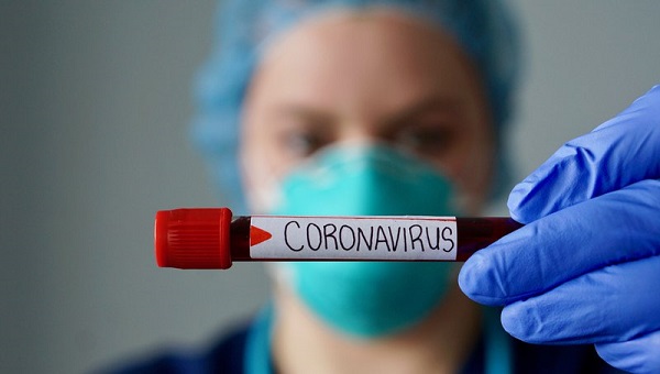Koronavirüs tedavisinde yeni gelişme: 7 ülkede denenmeye başladı